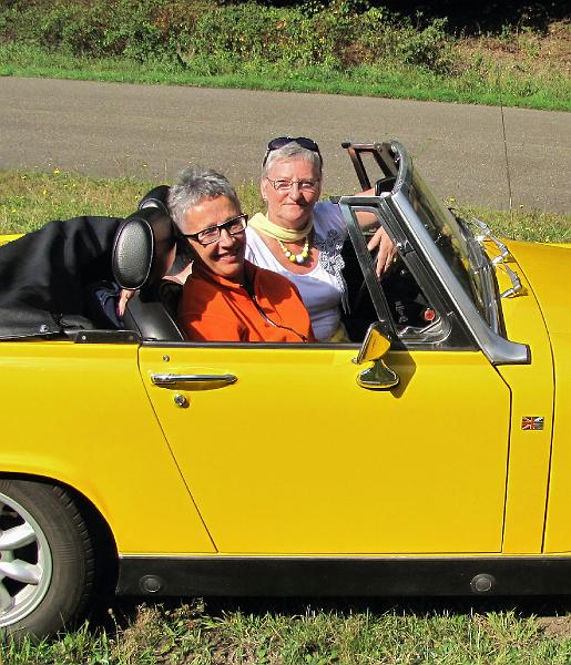 2de Madammen aan het stuur (60).JPG